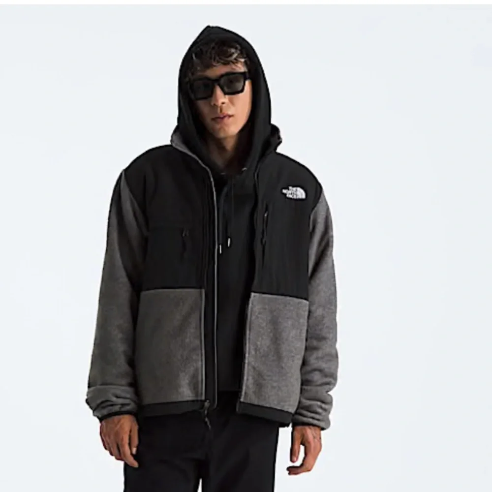 The North Face Men's Denali Two-Tone Performance Jacket - Picture 4 of 15